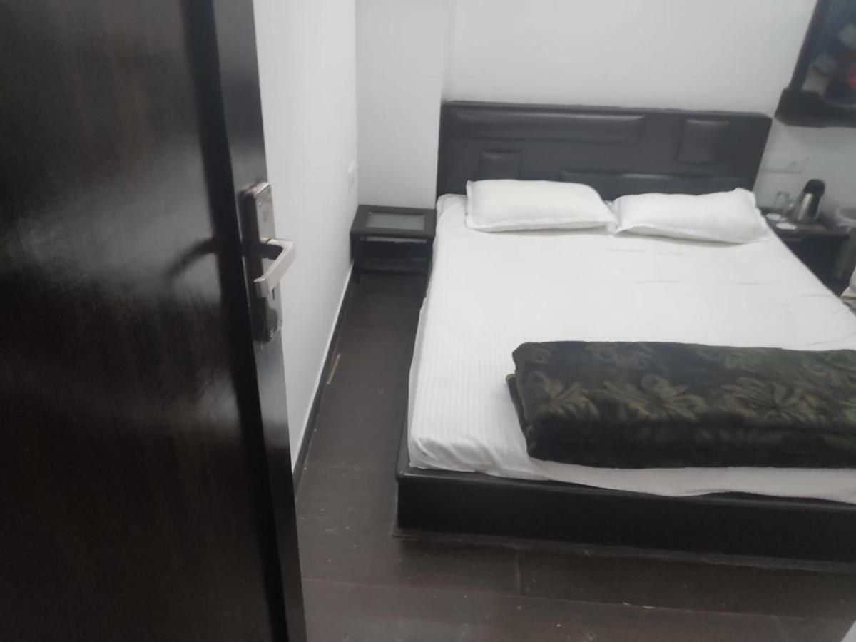 Exotic Naturals Guest House Шимла Екстериор снимка